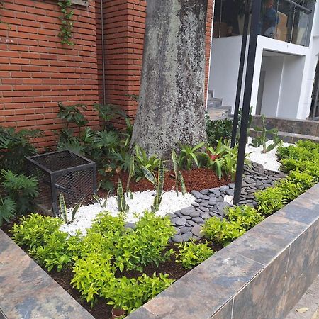 Hotel Suramericana Medellin Exterior photo